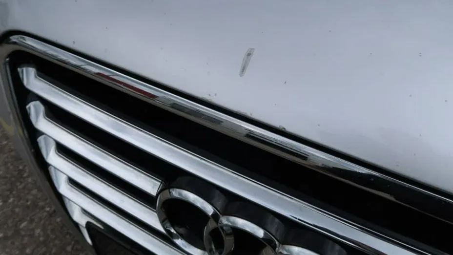 AUDI A8 -