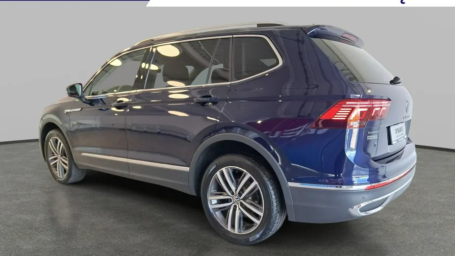 VOLKSWAGEN Tiguan Allspace -
