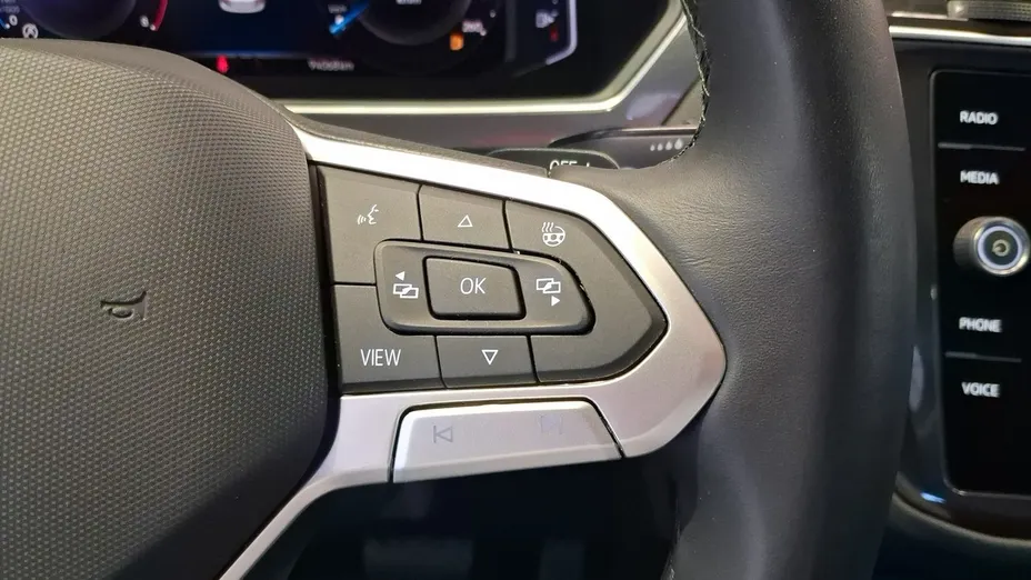 VOLKSWAGEN Tiguan Allspace -