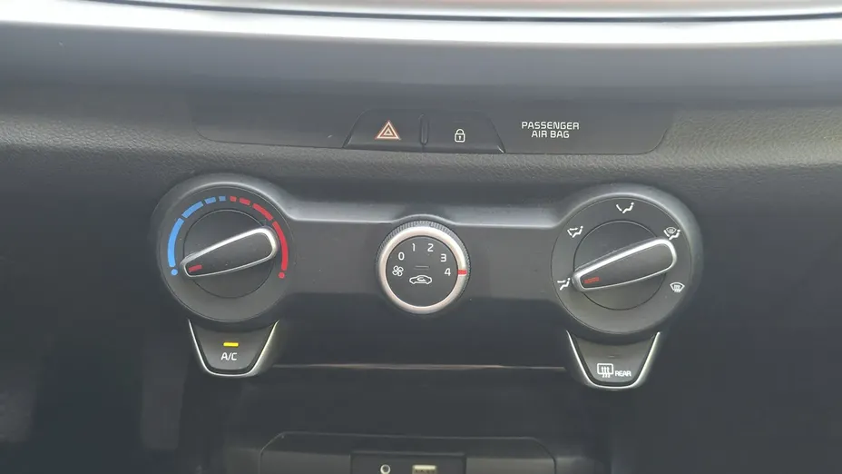 KIA Rio -