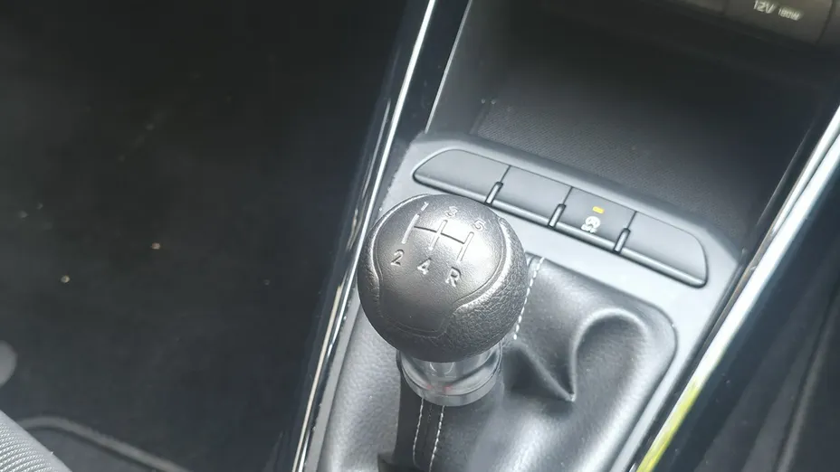 KIA Rio -