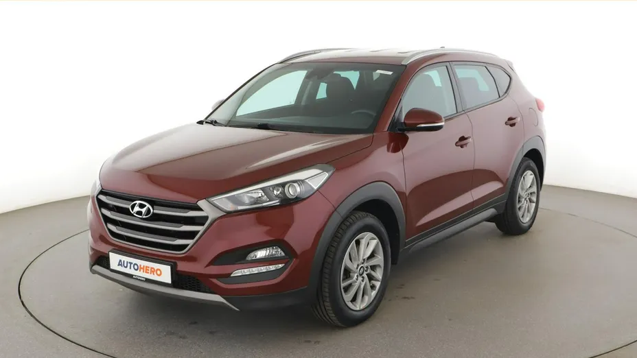 HYUNDAI Tucson -