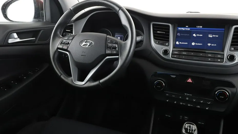 HYUNDAI Tucson -