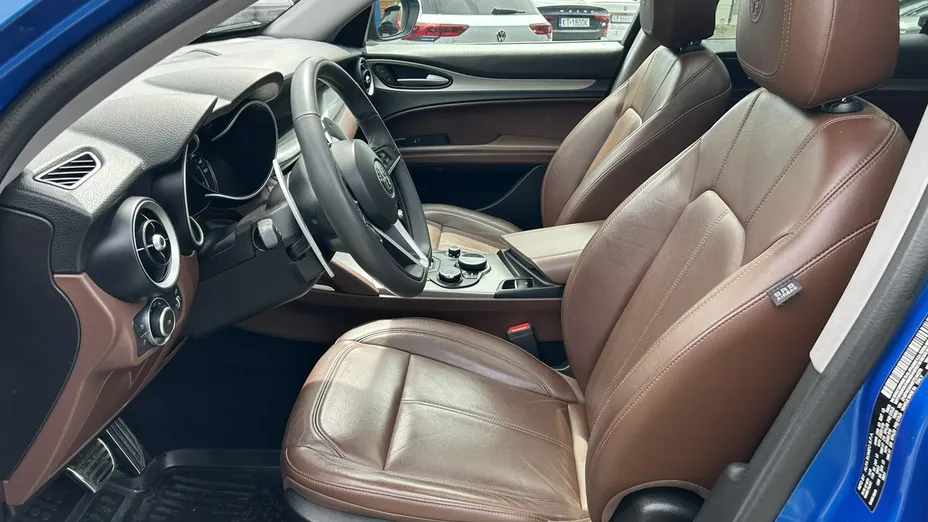ALFA ROMEO Stelvio -