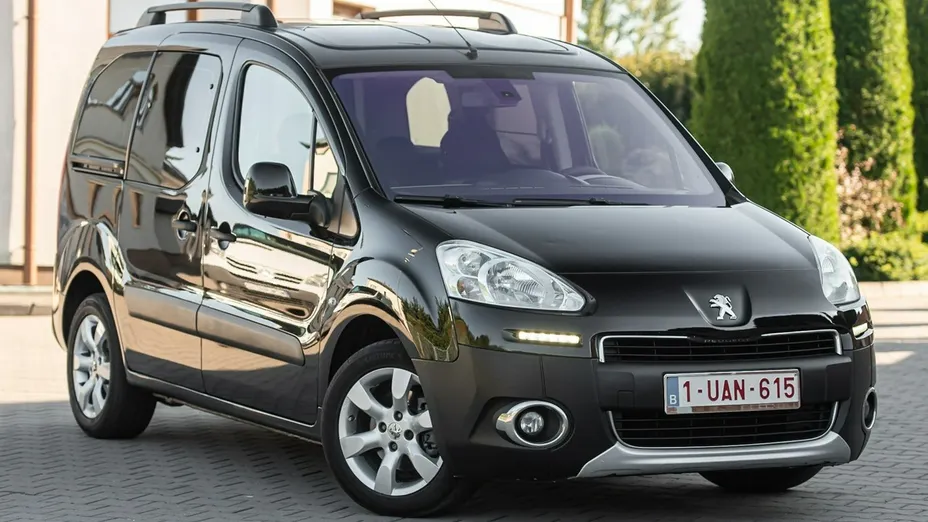 PEUGEOT Partner -