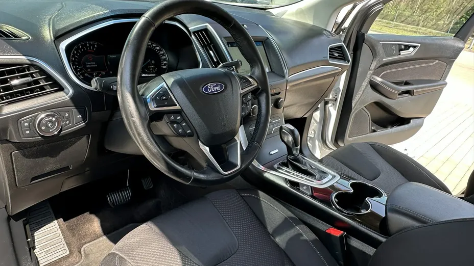 FORD Edge -