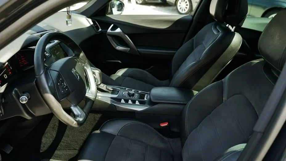 CITROEN DS5 -