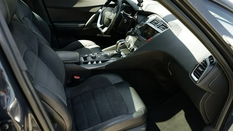 CITROEN DS5 -