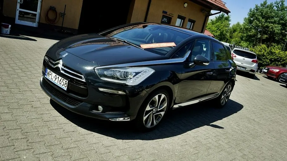 CITROEN DS5 -