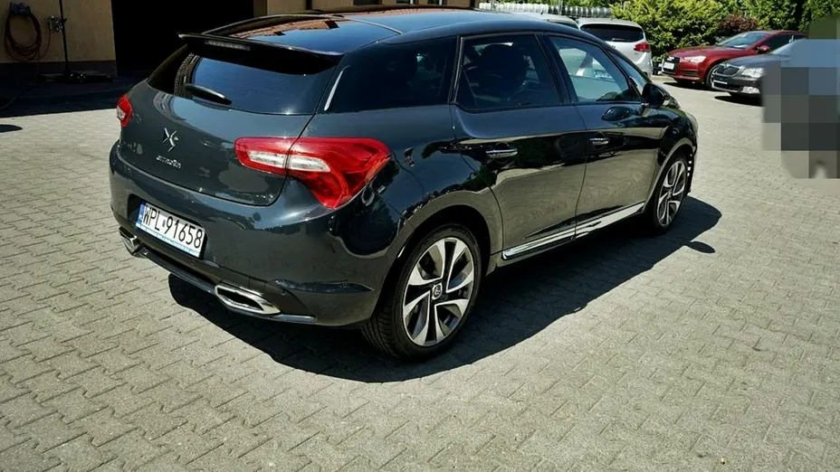 CITROEN DS5 -