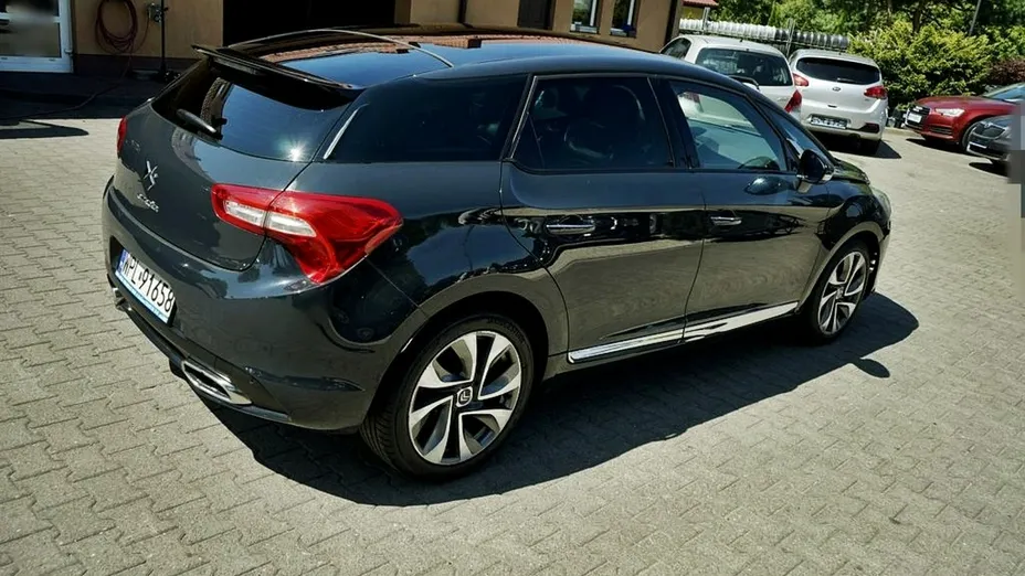 CITROEN DS5 -