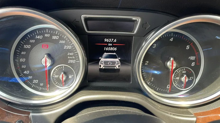 MERCEDES-BENZ GLS -