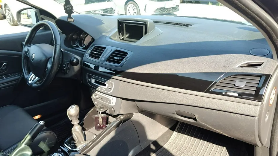 RENAULT Megane -