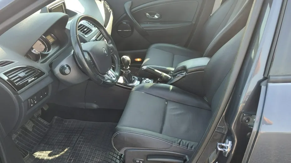 RENAULT Megane -