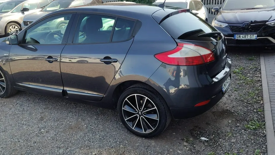 RENAULT Megane -
