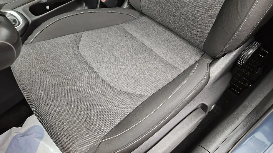 HYUNDAI i30 -