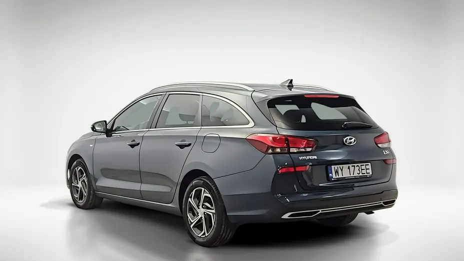 HYUNDAI i30 -