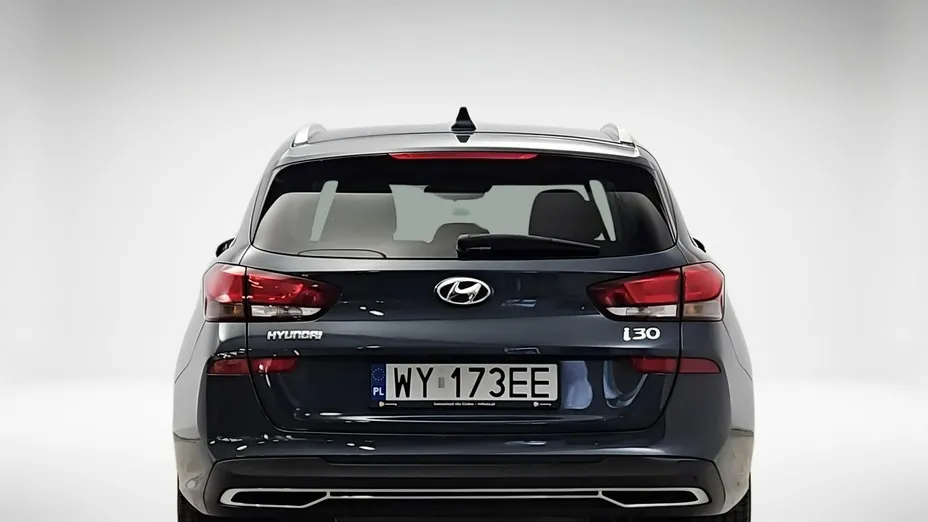 HYUNDAI i30 -