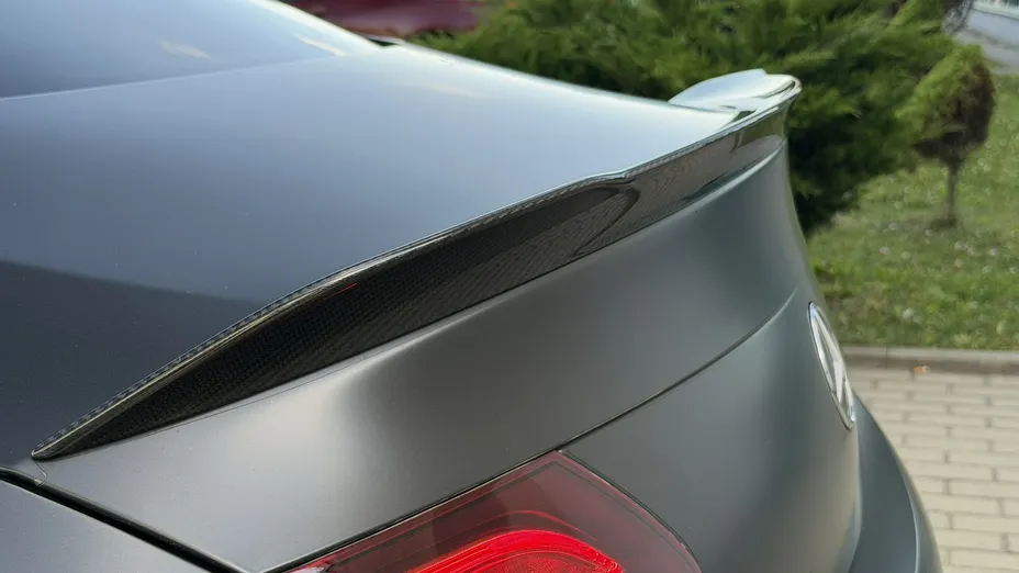 MERCEDES-BENZ C Klasa -