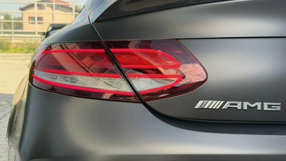 MERCEDES-BENZ C Klasa -