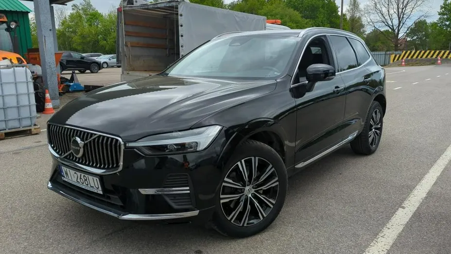 VOLVO XC60 -