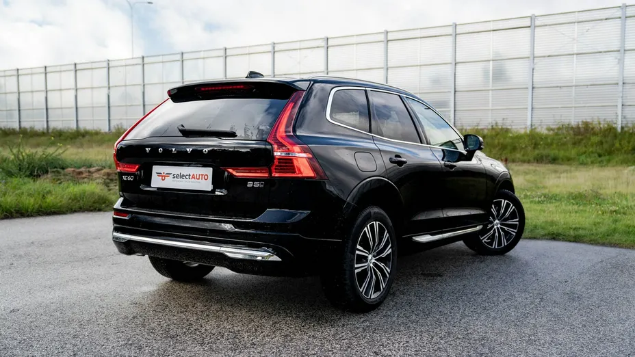 VOLVO XC60 -