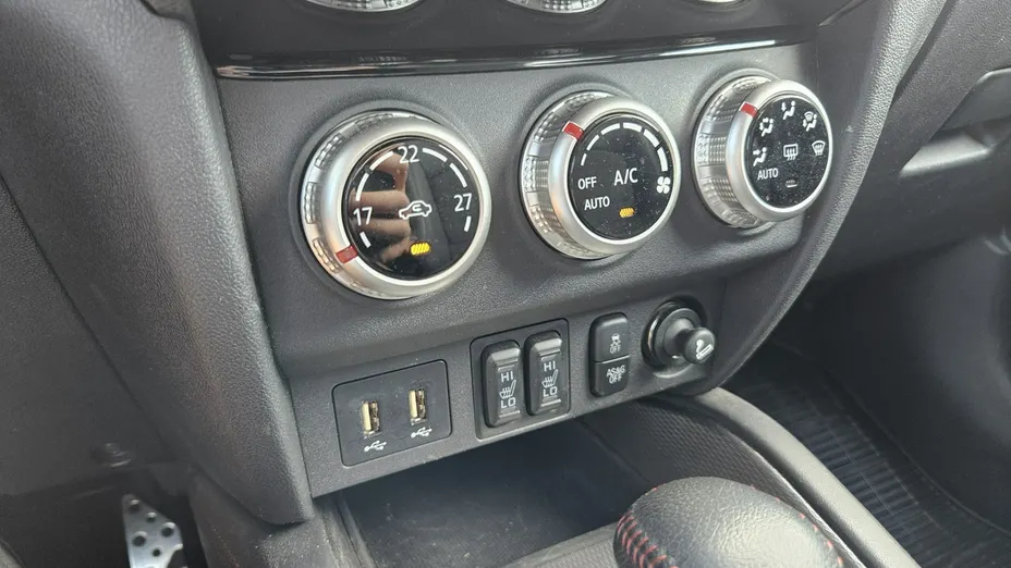 MITSUBISHI ASX -