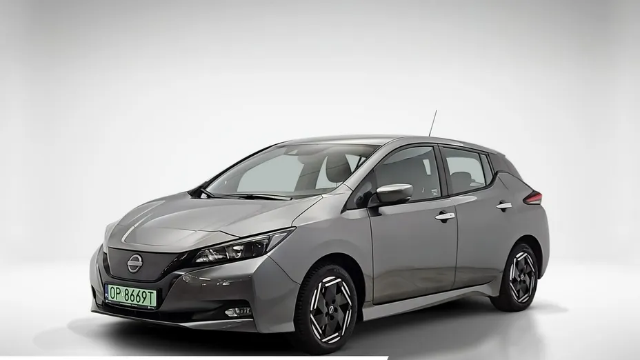 NISSAN Leaf -