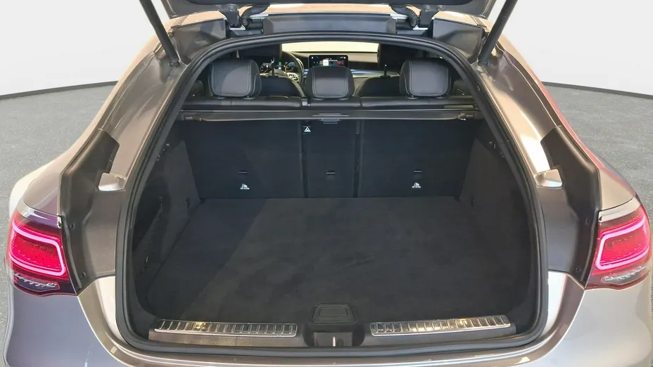 MERCEDES-BENZ GLC -