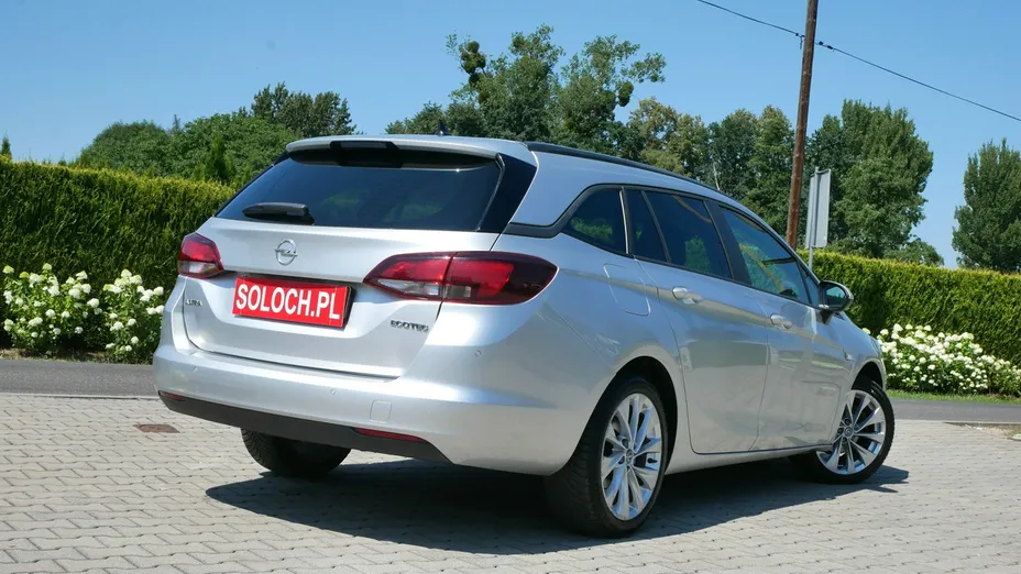OPEL Astra -