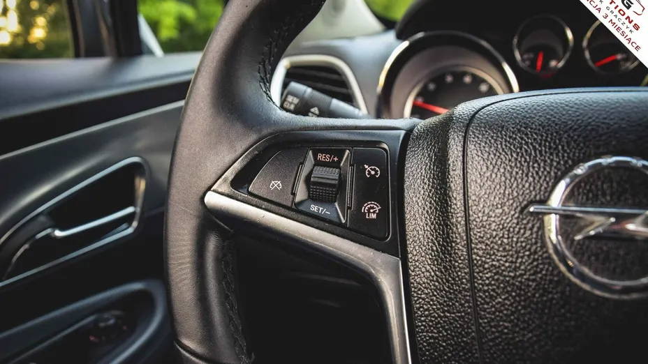 OPEL Mokka -