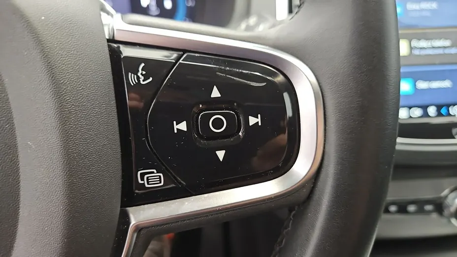 VOLVO XC90 -