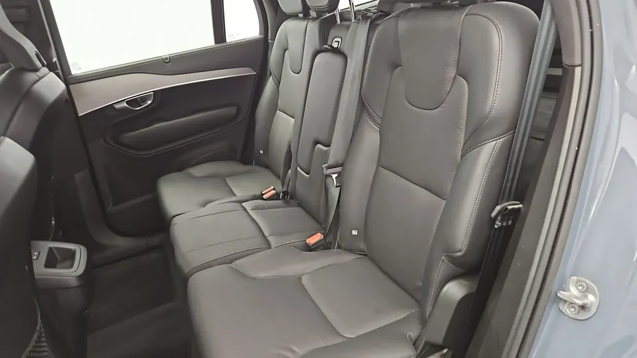 VOLVO XC90 -