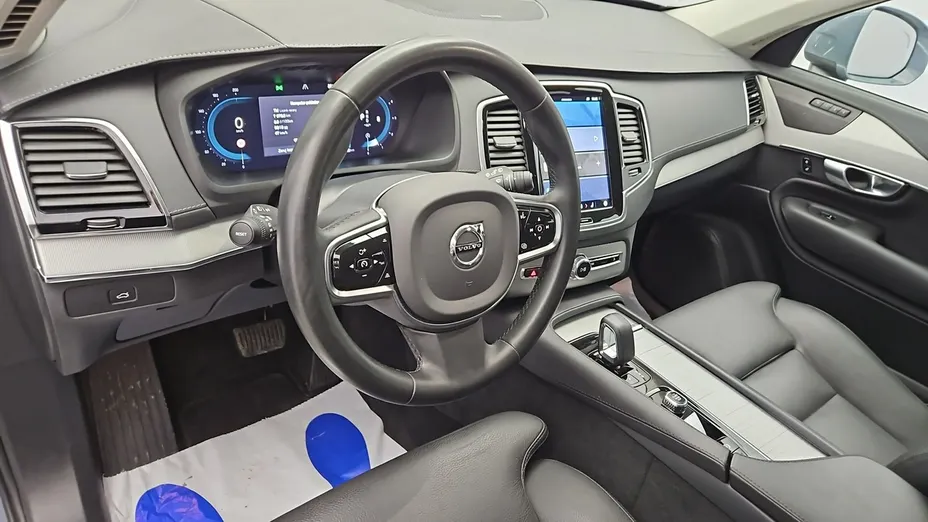 VOLVO XC90 -