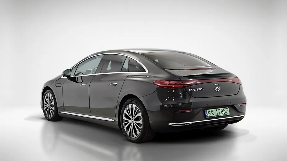 MERCEDES-BENZ EQE -