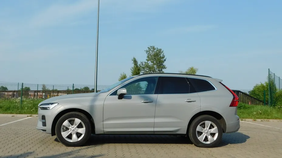 VOLVO XC60 -