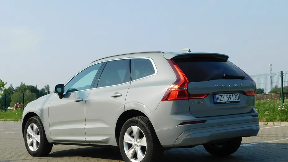 VOLVO XC60 -
