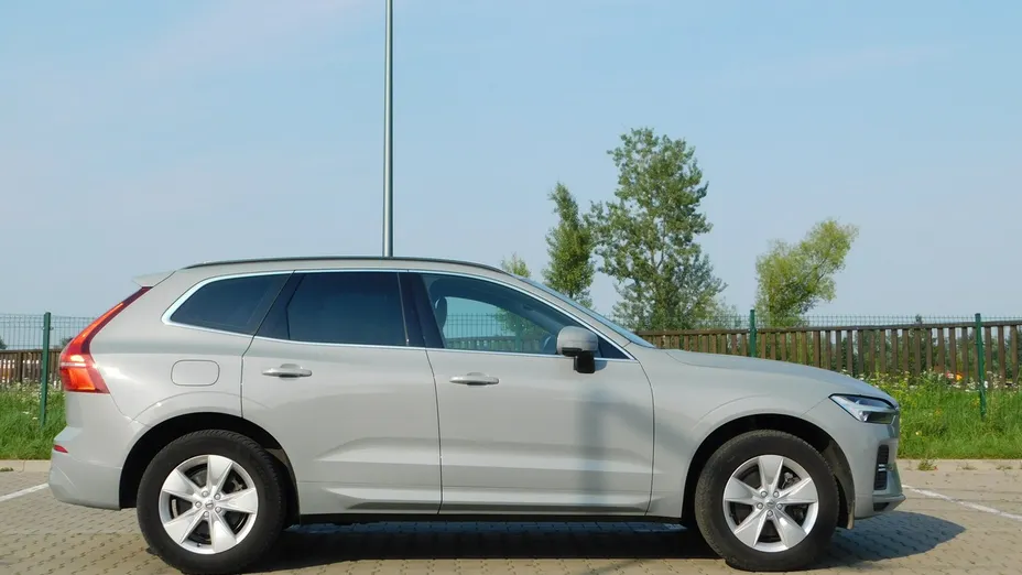 VOLVO XC60 -