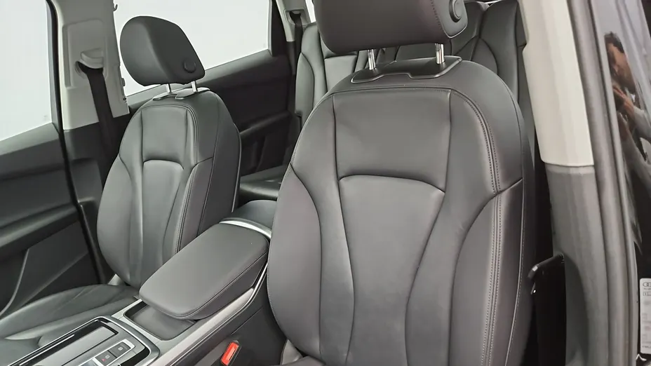 AUDI Q7 -