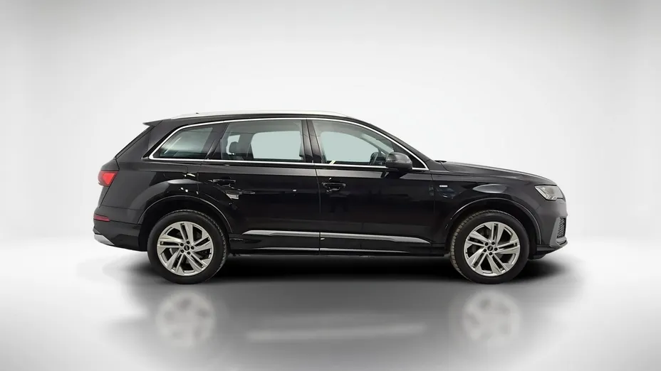 AUDI Q7 -