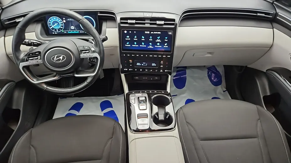 HYUNDAI Tucson -