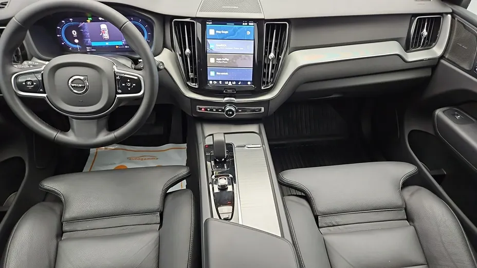 VOLVO XC60 -