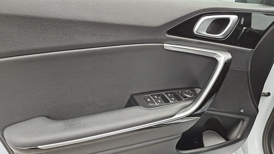 KIA ProCeed -