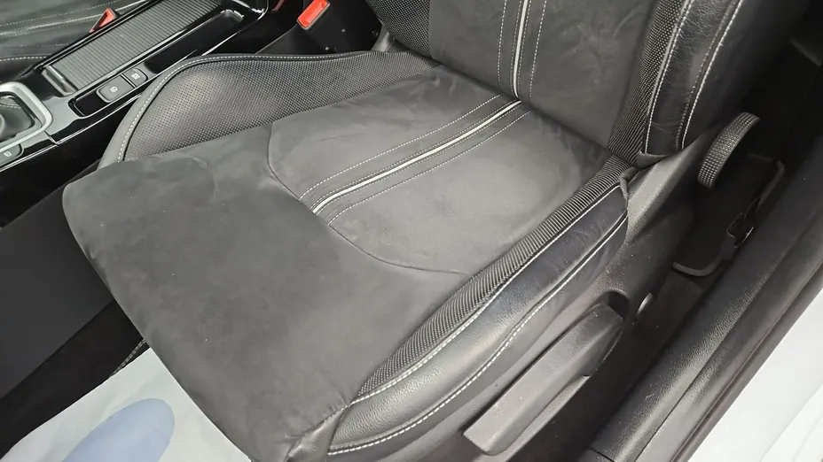 KIA ProCeed -