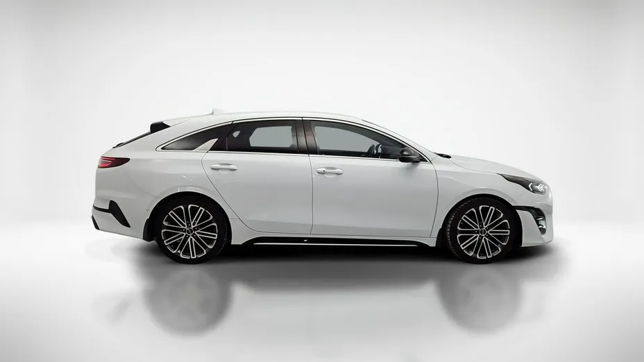 KIA ProCeed -