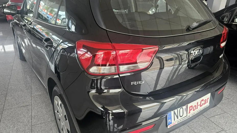 KIA Rio -