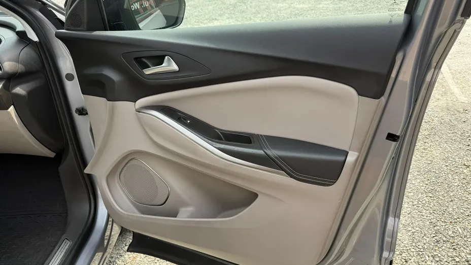 OPEL Grandland X -