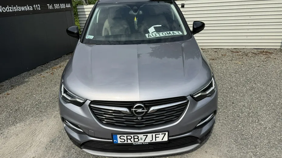 OPEL Grandland X -