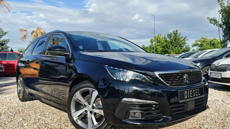 PEUGEOT 308 -
