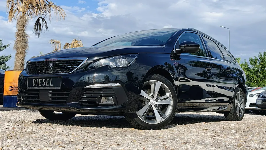 PEUGEOT 308 -